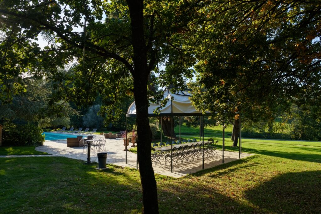 piscine gloriette etabliere